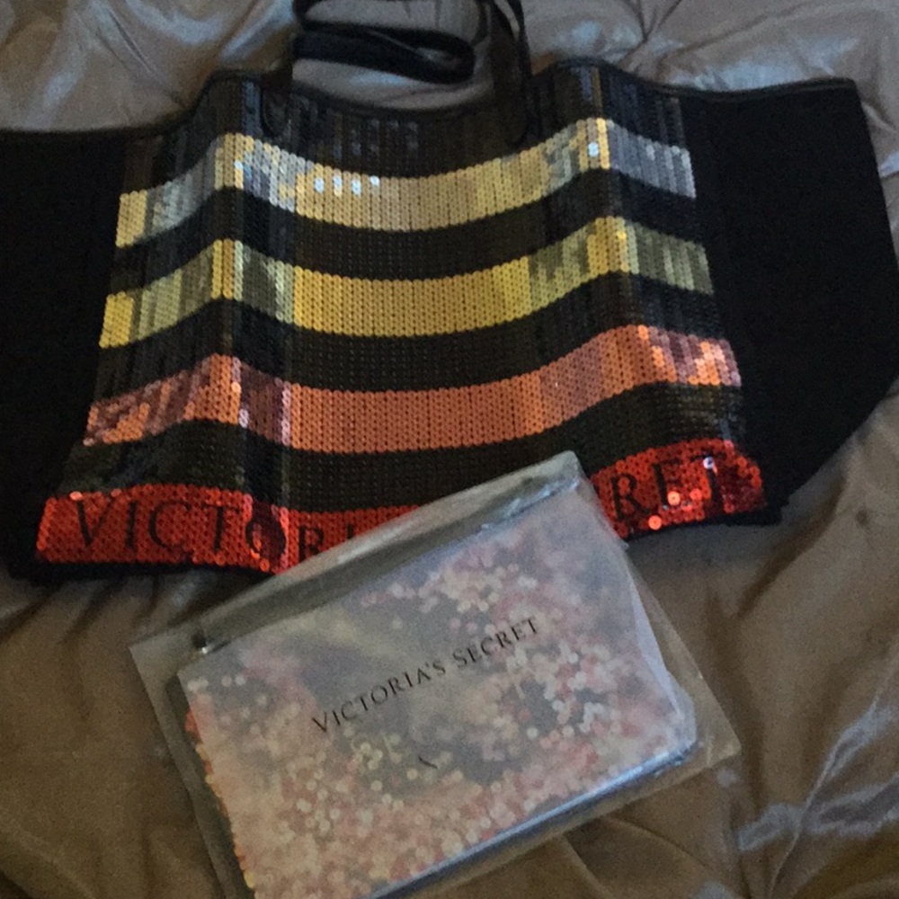 Victoria Secret tote bag with matching makeup bag